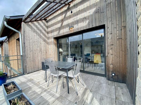 À VENDRE // DINAN -SUPERBE DUPLEX T3 NEUF DE 91 M² AVEC TERRASSE PLEIN SUD