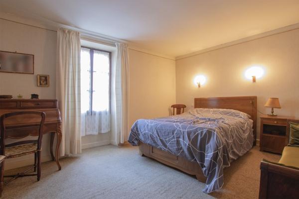 Vente Villa335 m² - 10 Pièces - ST CERGUES (74140)