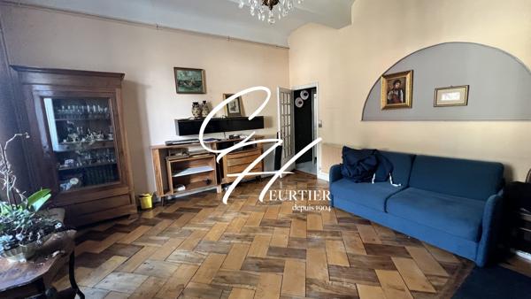 GRENOBLE: T2 de 94m² vue Isére
