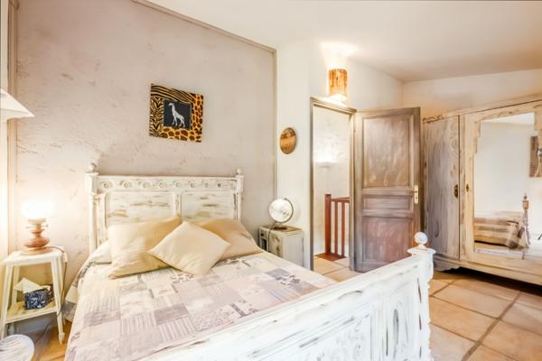 Le Broc (06510) Élégance Authentique et Évasion au Cœur du Haut Pays Niçois : Domaine Historique de 678 m² avec Vue Panoramiqu