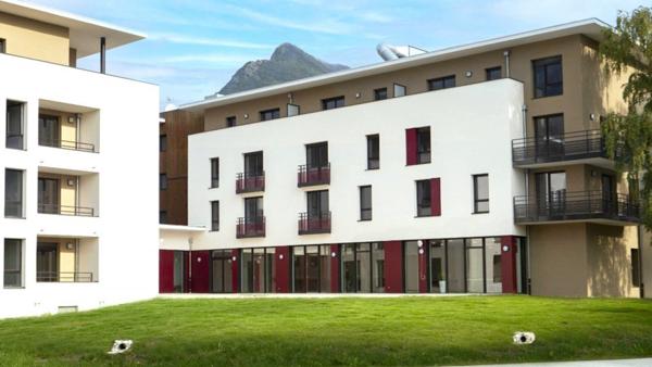 INVESTISSEMENT LOCATIF  ST EGREVE  Résidence Séniors Espace et Vie Saint-Égrève - 5,31% de rentabilité