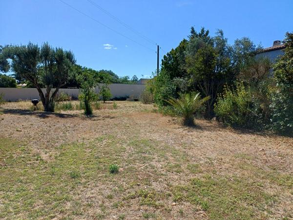 Terrain constructible 850 m2