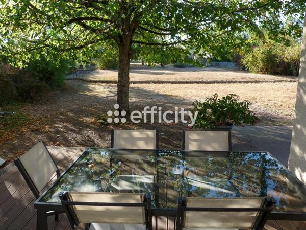 Maison
         5 pièces
        - 128 m² Exclusivité 190 000 € *