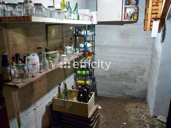 Maison
         5 pièces
        - 128 m² Exclusivité 190 000 € *