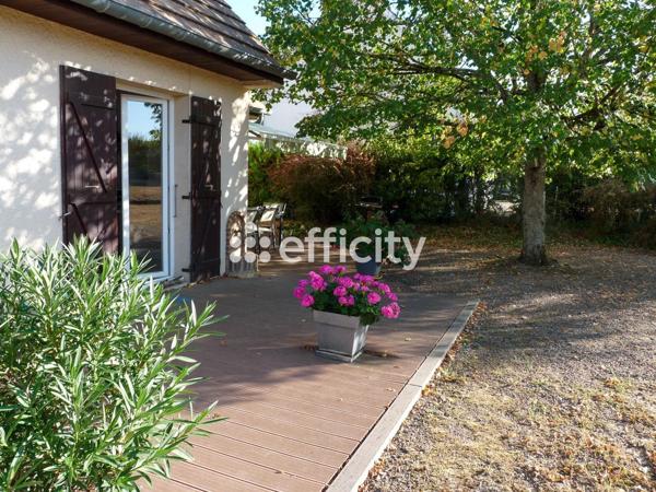Maison
         5 pièces
        - 128 m² Exclusivité 190 000 € *