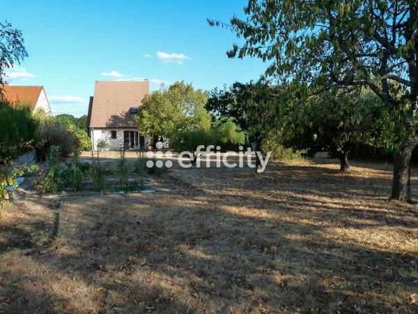 Maison
         5 pièces
        - 128 m² Exclusivité 190 000 € *