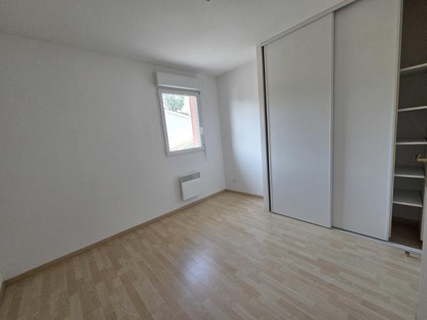 Maison à vendre 124 995 € Saint-Seurin-sur-l'Isle 4 p 79 m² DPE D