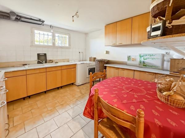 Dept de la Vienne (86) Maison de caractère type 8 à vendre