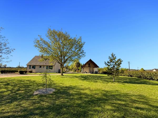 Dept de la Vienne (86) Maison de caractère type 8 à vendre