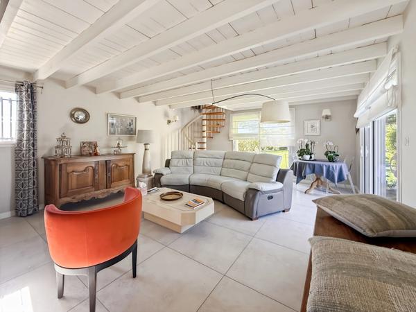 Dept de la Vienne (86) Maison de caractère type 8 à vendre