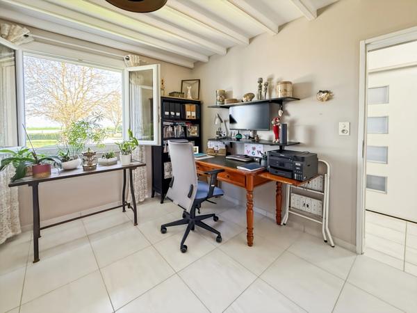 Dept de la Vienne (86) Maison de caractère type 8 à vendre