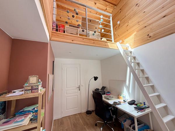 Maison 6 pièces, 4 chambres dont un studio indépendant