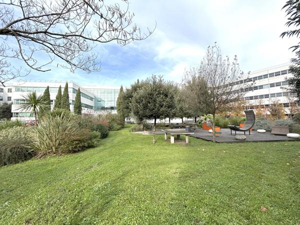 Bureaux à louer à Bordeaux Ravezies - surfaces modulables avec terrasses