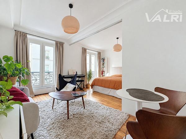 Appartement Paris 2 pièce(s) 27.8 m2, Paris 75011