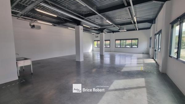 Bureaux à louer à Lyon 7e avec parking au cœur du Technopark Gerland