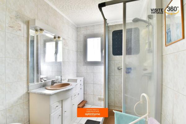 Maison à vendre 4 pièces AMBARES ET LAGRAVE (33)