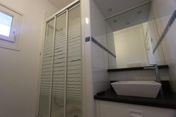 A LOUER, UN GRAND APPARTEMENT T2 BIS DANS LE QUARTIER DU STEIR. -