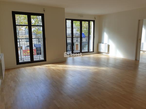 Location Appartement 5 pièces 133 m² - Paris 75007
