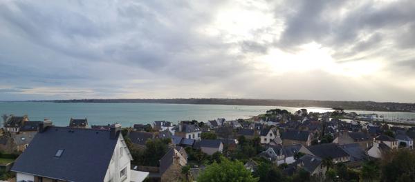 Perros-Guirec : belle Maison 156 m2 avec Vue Mer Panoramique, quartier recherché !