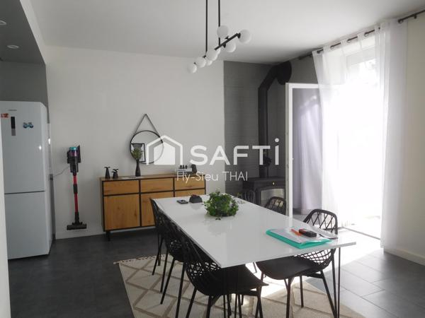 Superbe Maison de Ville, 7 pièces, 5 chambres, 2 terrasses, terrain 542 m2, Parking,