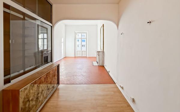 Appartement à louer    4 pièces • 100 m2 Cannes