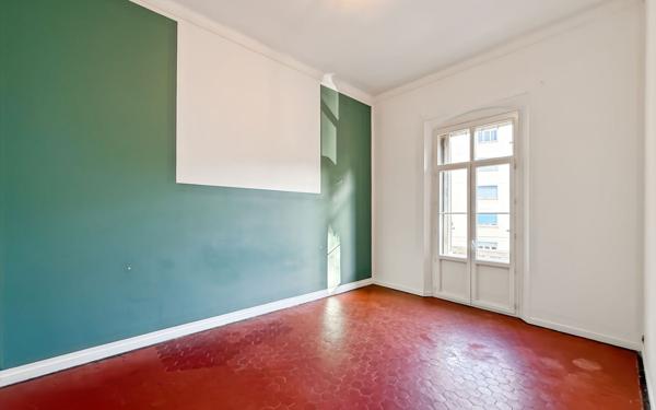 Appartement à louer    4 pièces • 100 m2 Cannes