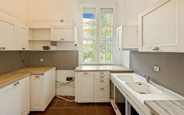 Appartement à louer    4 pièces • 100 m2 Cannes