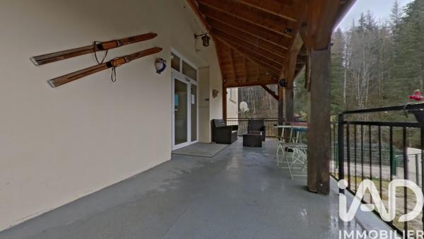 Maison à vendre 15 pièces 891 m² Foncine-le-Bas