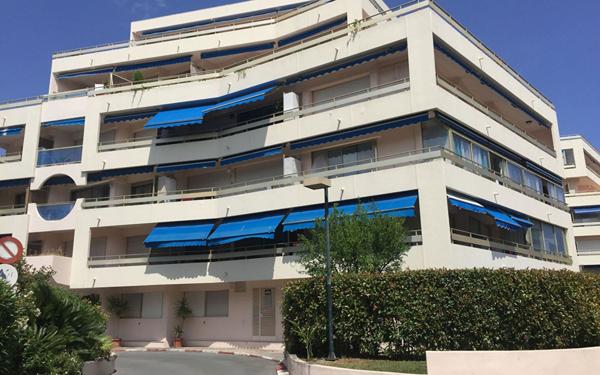 Appartement à vendre    1 pièce • 33,67 m2 Cagnes-sur-Mer