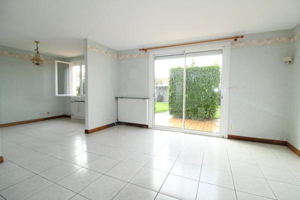 CHOLET, MAISON DE PLAIN PIED AVEC DOUBLE GARAGE !!