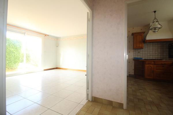 CHOLET, MAISON DE PLAIN PIED AVEC DOUBLE GARAGE !!