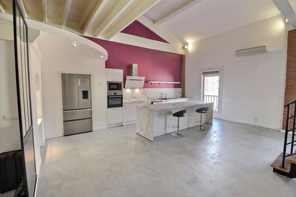 APPARTEMENT LOFT DE 130 M² AVEC TERRASSE, GARAGE, PARKING SÉCURISÉ