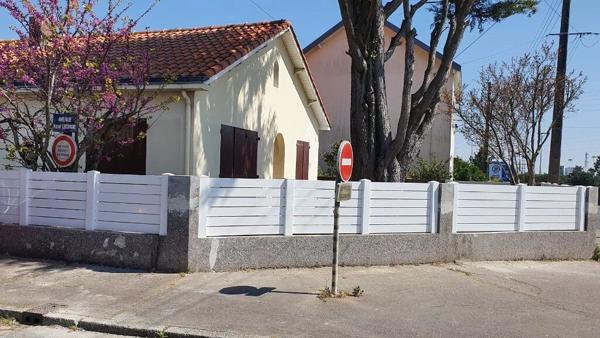 Location                                                      Maison
                        
                     4 pièces                      90 m2                     à Nantes
