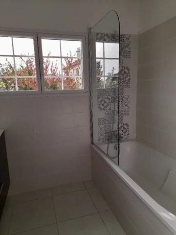Location                                                      Maison
                        
                     4 pièces                      90 m2                     à Nantes