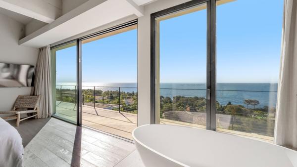 Vente Villa de luxe Les Issambres 9 Pièces 435 m²