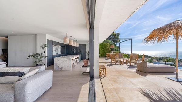 Vente Villa de luxe Les Issambres 9 Pièces 435 m²