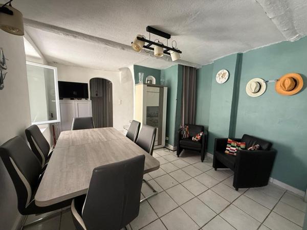 Maison de ville au calme avec jardin