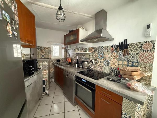 Maison de ville au calme avec jardin