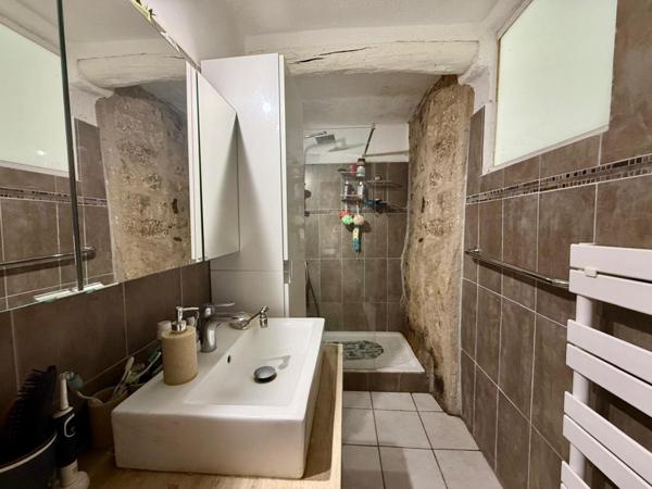 Maison de ville au calme avec jardin