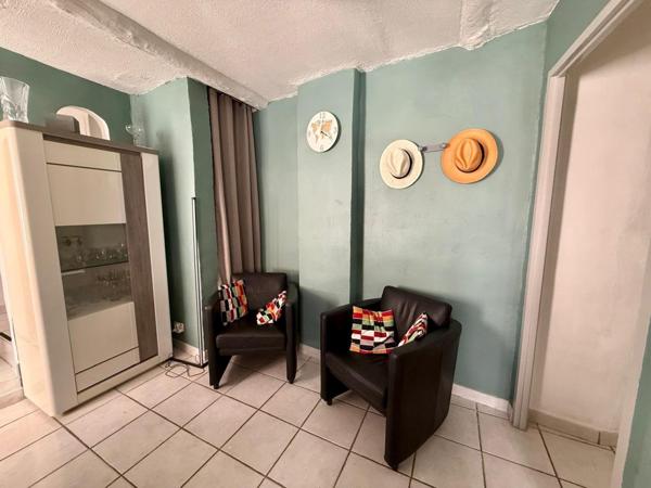 Maison de ville au calme avec jardin