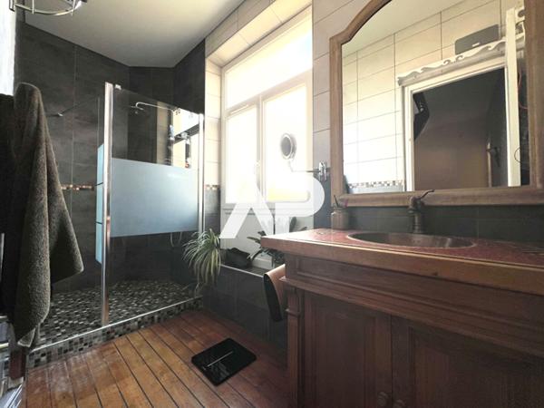 Maison Montmorency 10 pièces 300 m2 1 290 000 € **  - Référence  1700