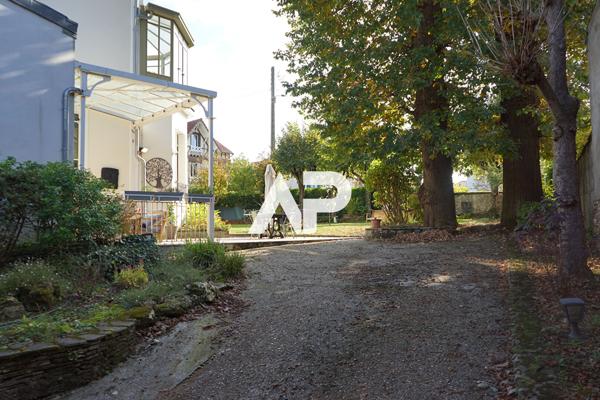 Maison Montmorency 10 pièces 300 m2 1 290 000 € **  - Référence  1700
