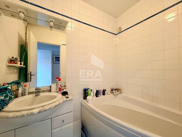 Sèvres Centre-ville - Brancas : 151 m² au dernier étage avec balcon plein sud