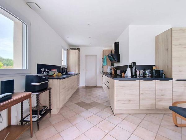 Maison 7 pièces                                        - 44350 Guérande Réf : 129321