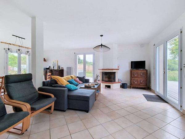 Maison 7 pièces                                        - 44350 Guérande Réf : 129321