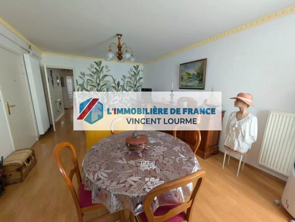 Appartement T3 , garage et ascenseur.