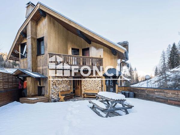 À vendre Maison 8 pièces 159.59 m² - La Plagne Tarentaise 73210