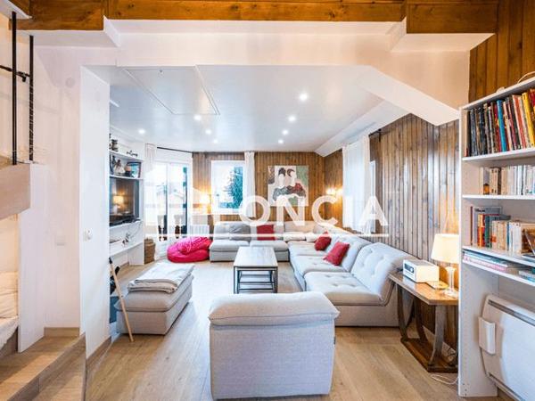 À vendre Maison 8 pièces 159.59 m² - La Plagne Tarentaise 73210