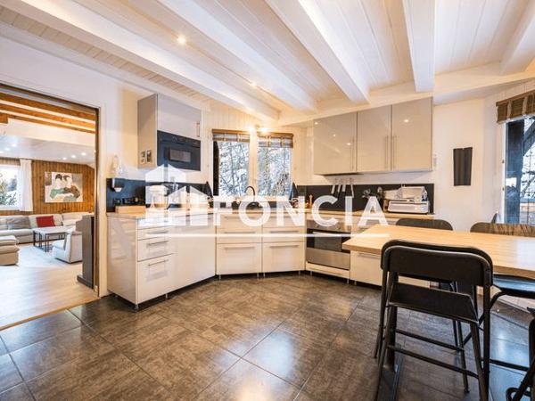 À vendre Maison 8 pièces 159.59 m² - La Plagne Tarentaise 73210