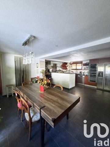 Maison à vendre 8 pièces 171 m² Injoux-Génissiat